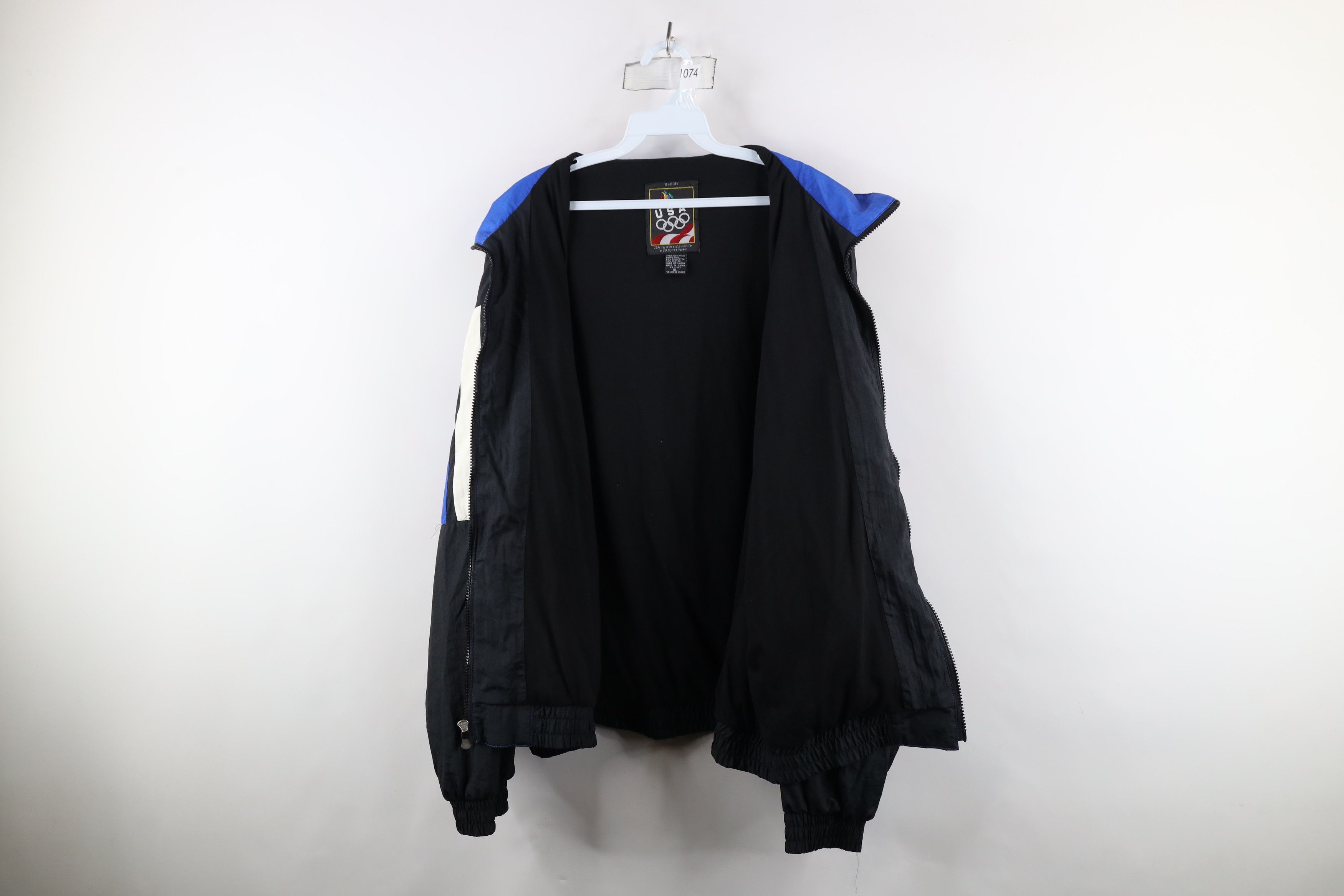 Vintage Vintage 90s USA Olympics Lined Zip Windbreaker Jacket Size US XL / EU 56 / 4 - 9 Thumbnail
