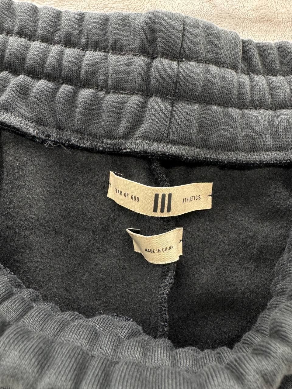 Adidas × Fear of God Fear of God Athletics Heavy Fleece Sweatpant Black L Size US 32 / EU 48 - 5 Thumbnail