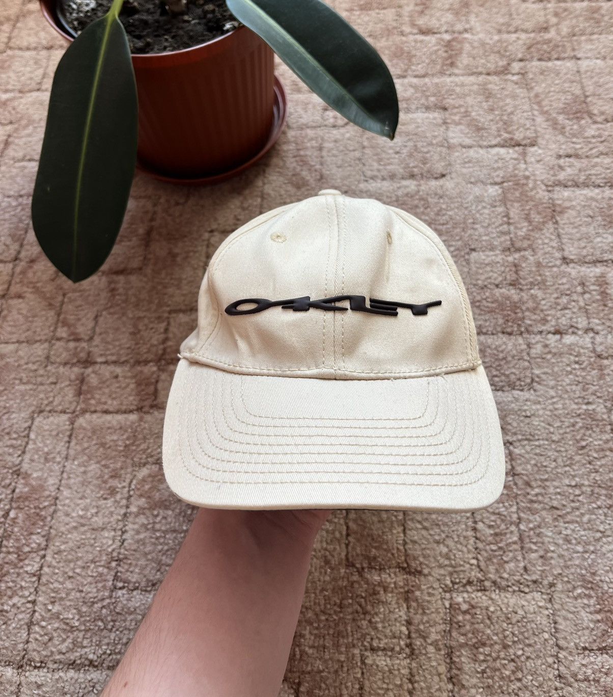 Oakley Vintage Oakley Software Big Logo Streetwear 00's Cap Size ONE SIZE - 1 Thumbnail