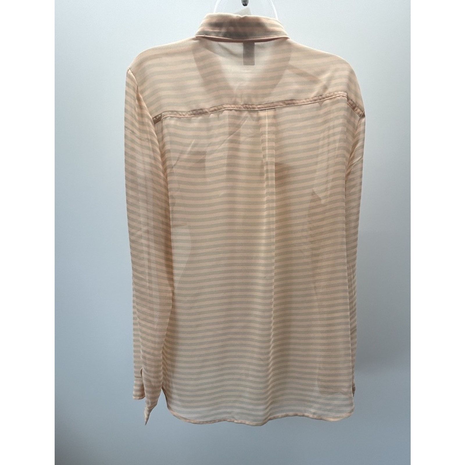 Old Navy WOMEN'S OLD NAVY SHEER PEACH/GRAY SHIRT SIZE L Size L / US 10 / IT 46 - 6 Thumbnail