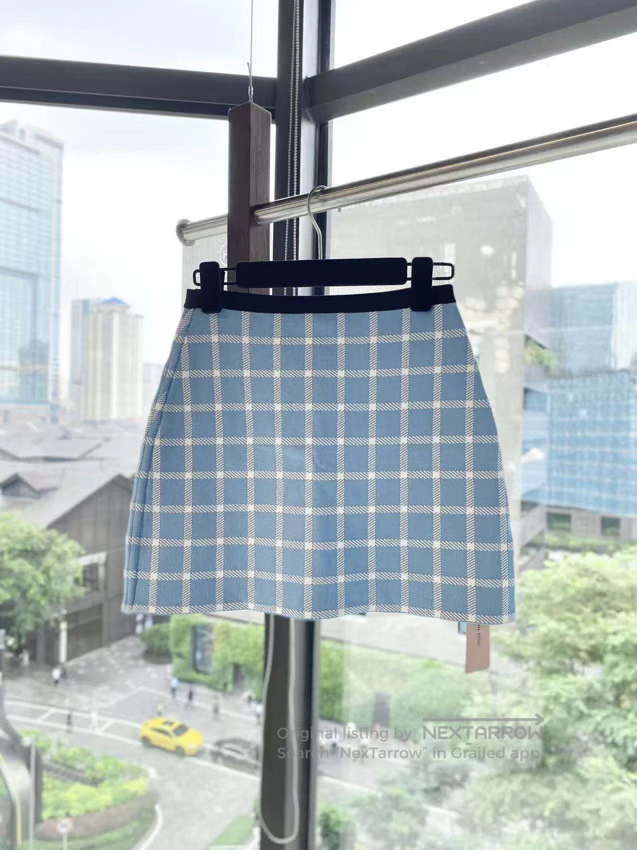 Miu Miu Miu Miu Knitted plaid mini skirt| Size 25" / US 0 / IT 36 - 3 Thumbnail