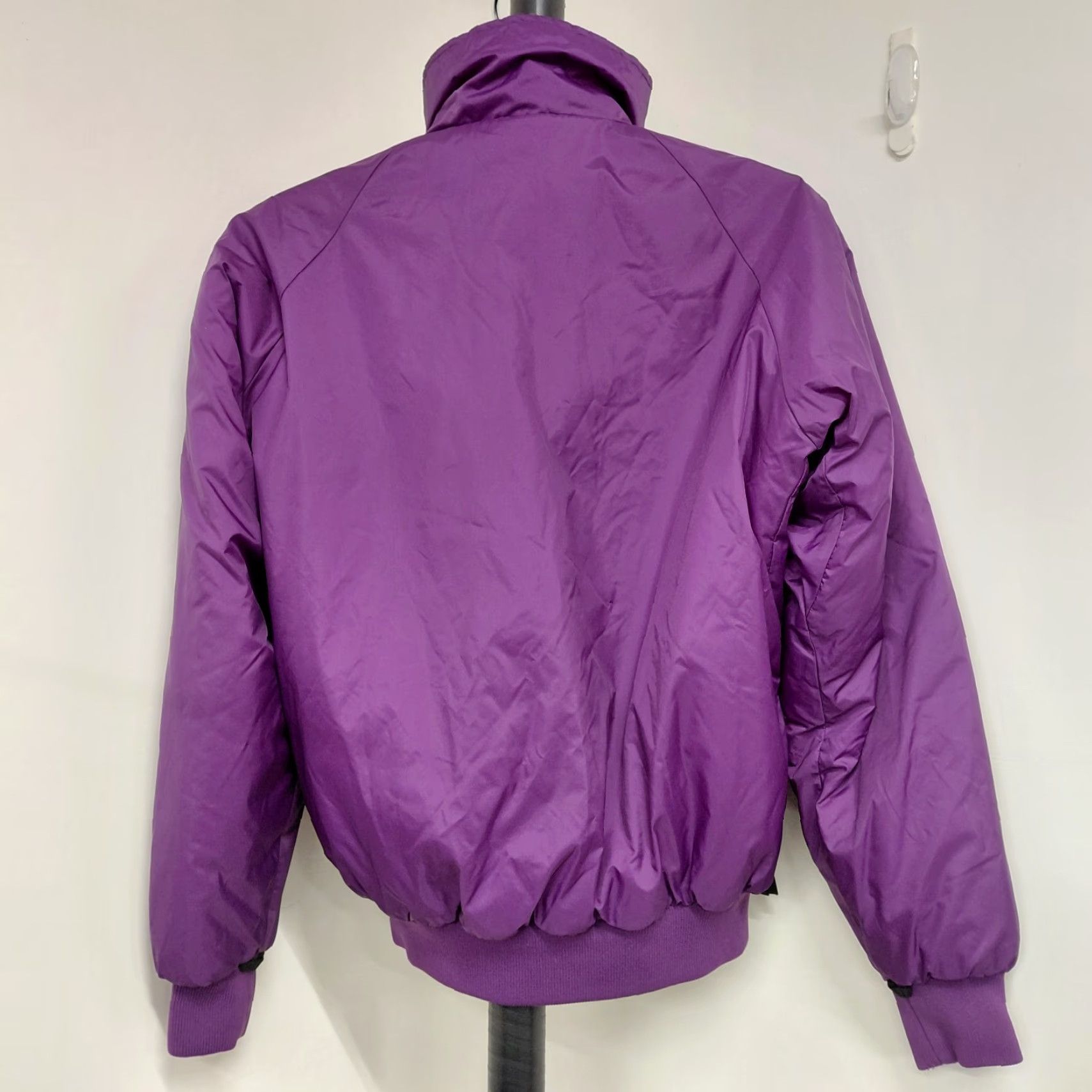 Vintage VINTAGE Columbia Reversible Jacket Mens Size M Purple Black Radial Sleeve Nice Jacket Coat | 90s Theme Size US M / EU 48-50 / 2 - 7 Thumbnail