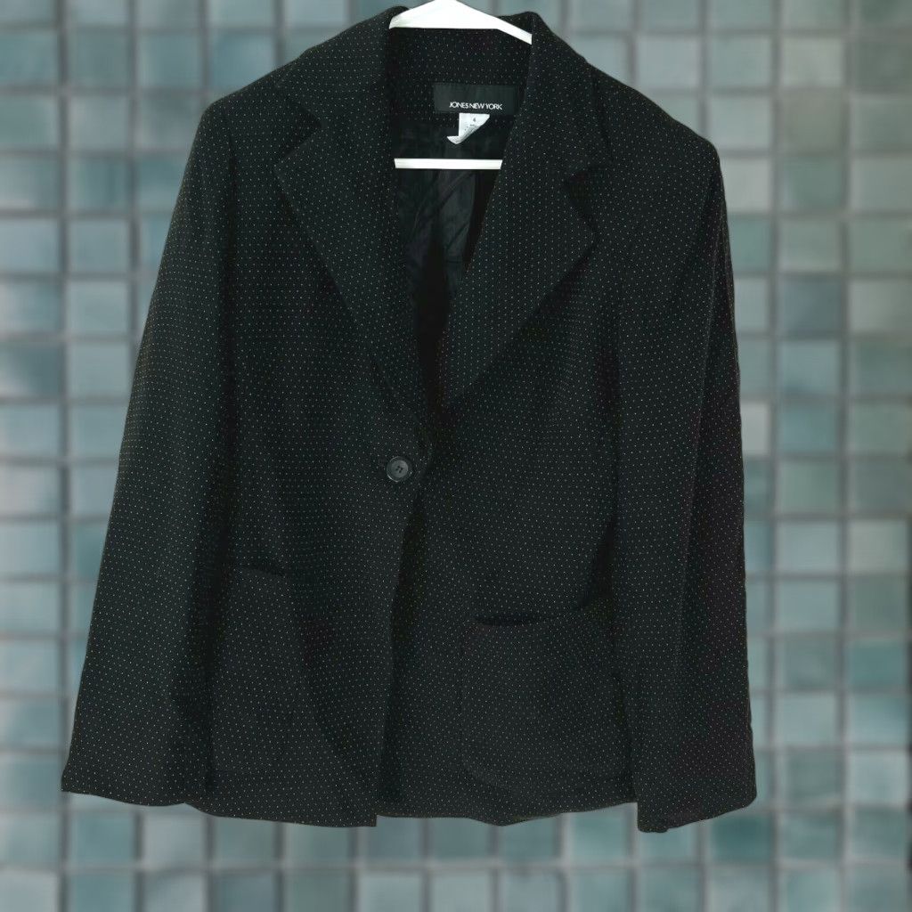 Jones New York Jones New York Black Blazer Jacket Size 4 - Womens Long Sleeve Collared One-Button (JNY) Size S / US 4 / IT 40 - 1 Thumbnail