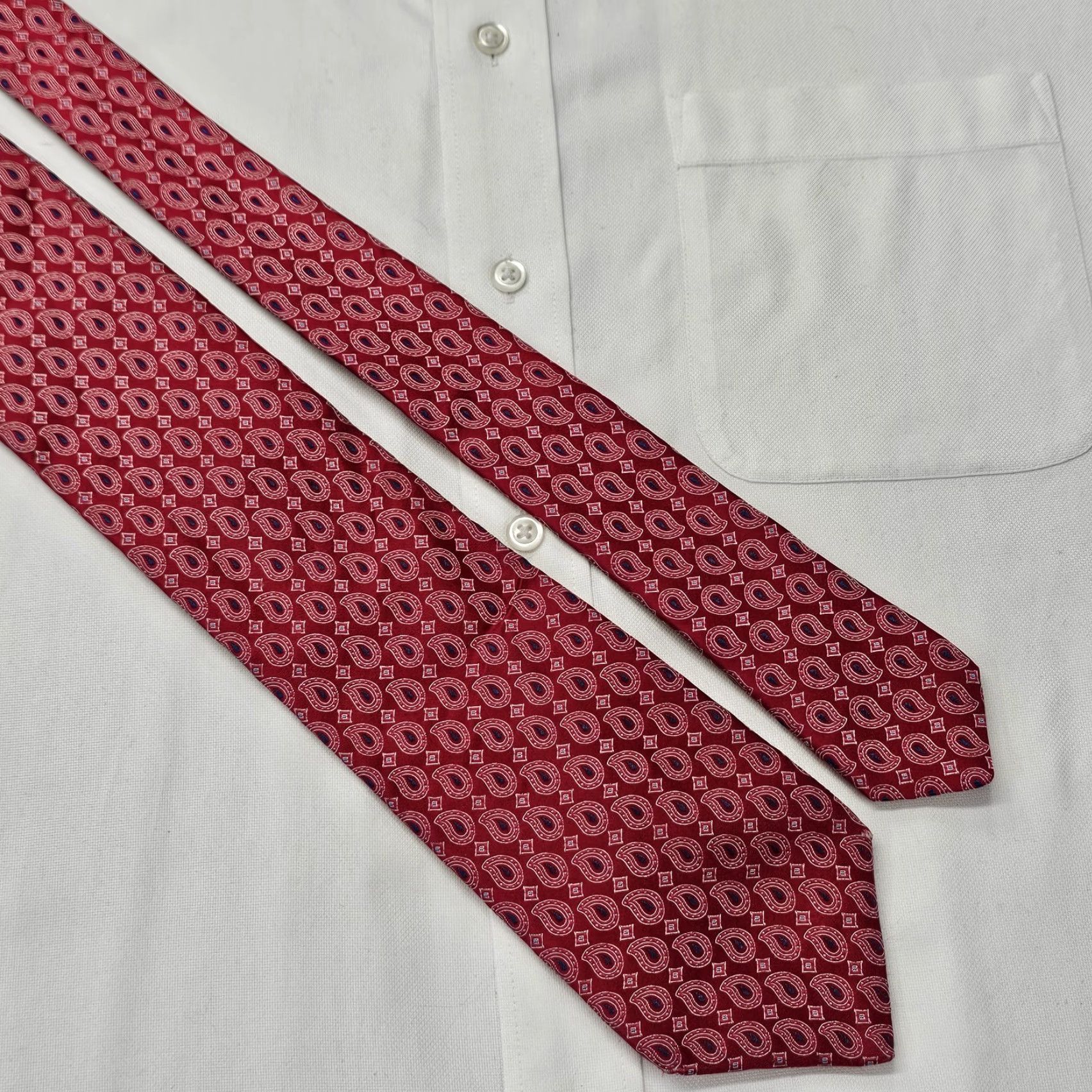 Cremieux Cremieux Tie Mens 59 3/4" X 3 3/4" Red Paisley Silk Classic Colorful Office Wear USA Size ONE SIZE - 4 Thumbnail