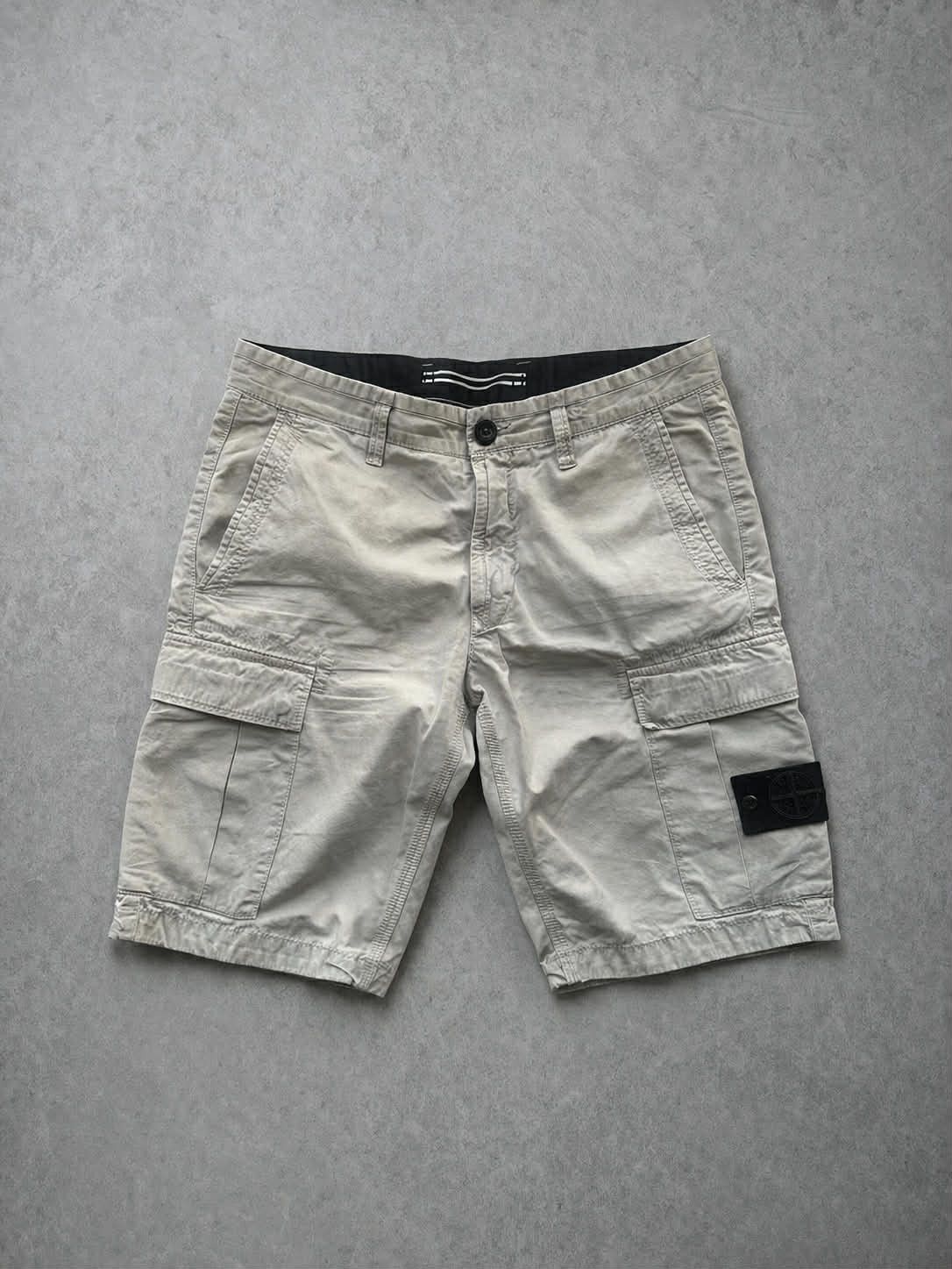 Stone Island Stone island shorts rare grail patch last droppp Size US 31 - 1 Thumbnail