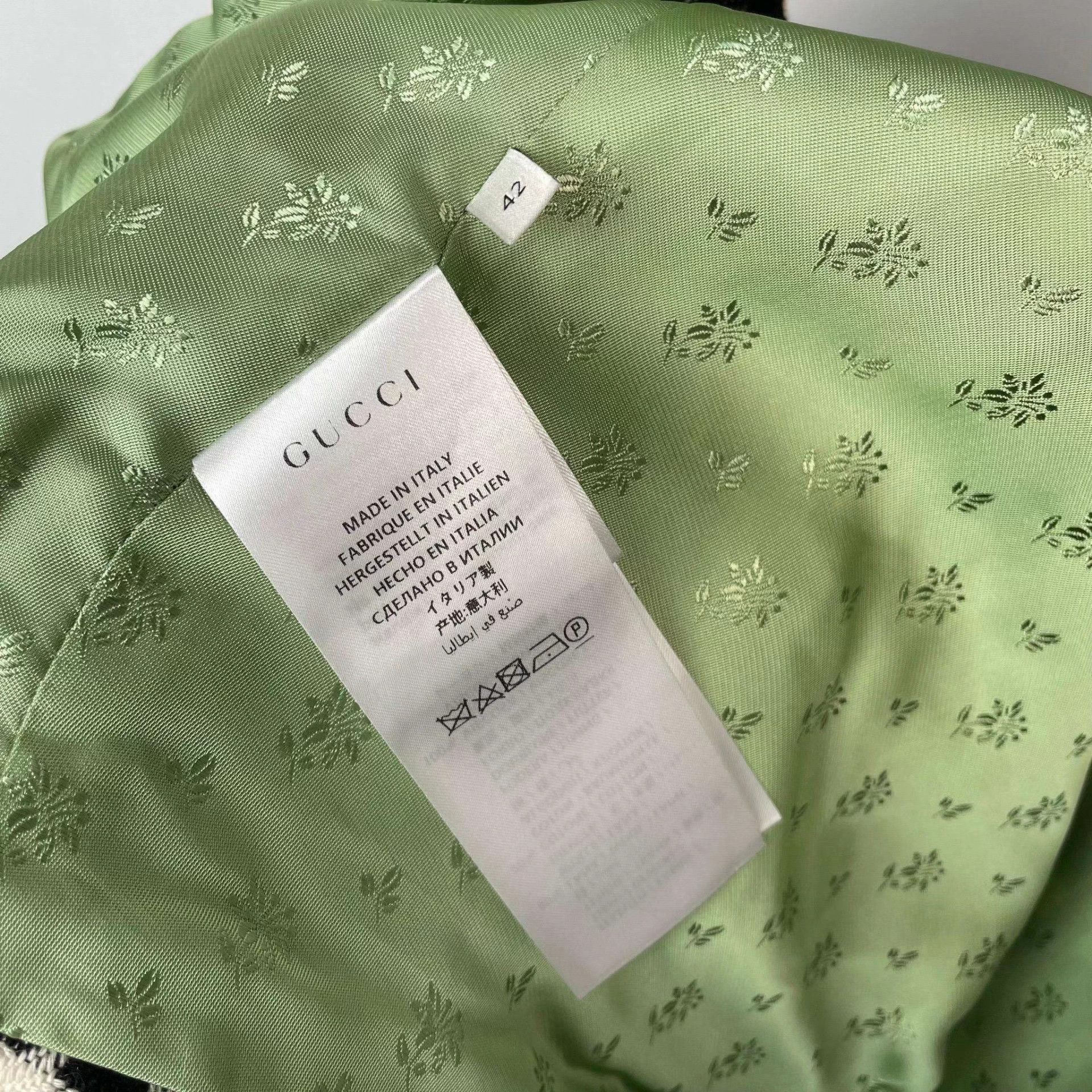 Gucci Gucci Black White Color Block Vest Men's Size 42 Size US XS / EU 42 / 0 - 5 Thumbnail