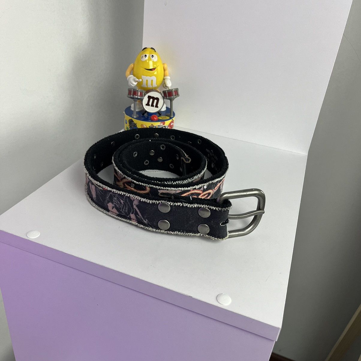 Ed Hardy × Vintage ⭐️VINTAGE⭐️ Ed Hardy Y2K Full Printed Textile Belt Size 34 - 4 Thumbnail