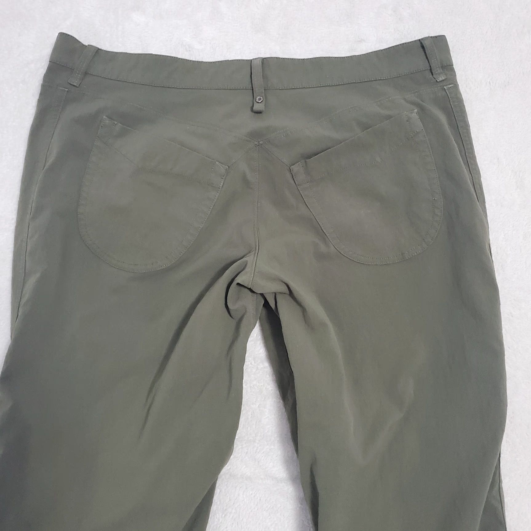 Mountain Hardwear VINTAGE Mountain Hardwear Pants Womens 14 Regular Green Nylon Stretch Outdoor FLAW Size 36" / US 14 / IT 50 - 6 Thumbnail