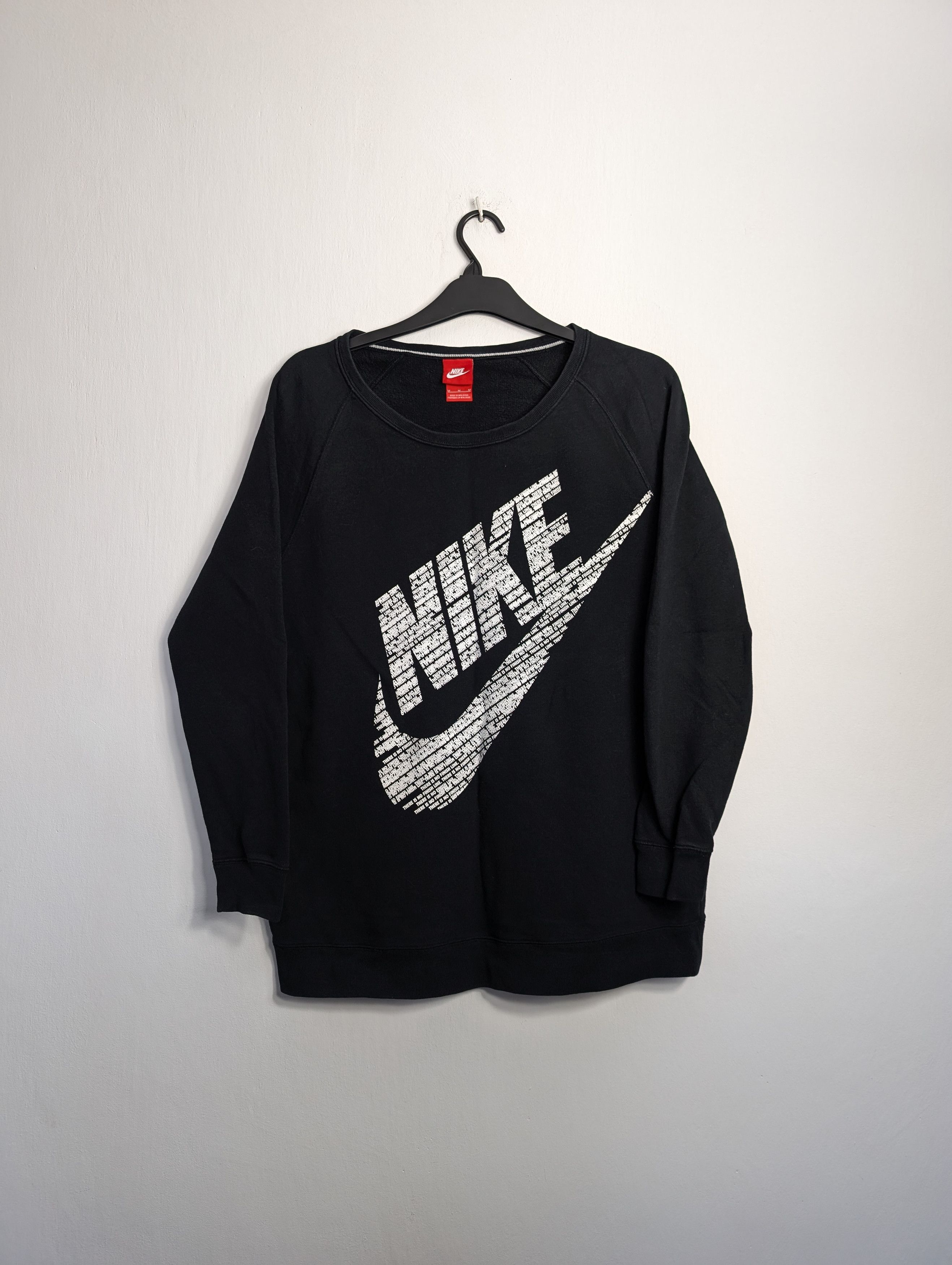 Nike Nike Spellout Sweatshirt Logo Streetwear Sportswear Crewneck Size M / US 6-8 / IT 42-44 - 1 Thumbnail