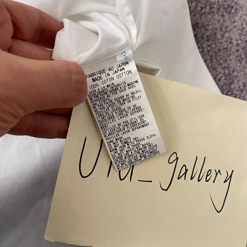Yohji Yamamoto Yohji Yamamoto White long-sleeved shirt with broken necklin Size US S / EU 44-46 / 1 - 7 Thumbnail