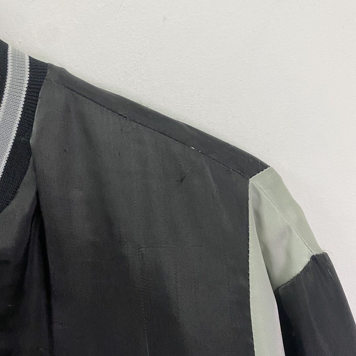 NFL Vintage Oakland Raiders Chalk Line Bomber Satin Size US S / EU 44-46 / 1 - 9 Thumbnail