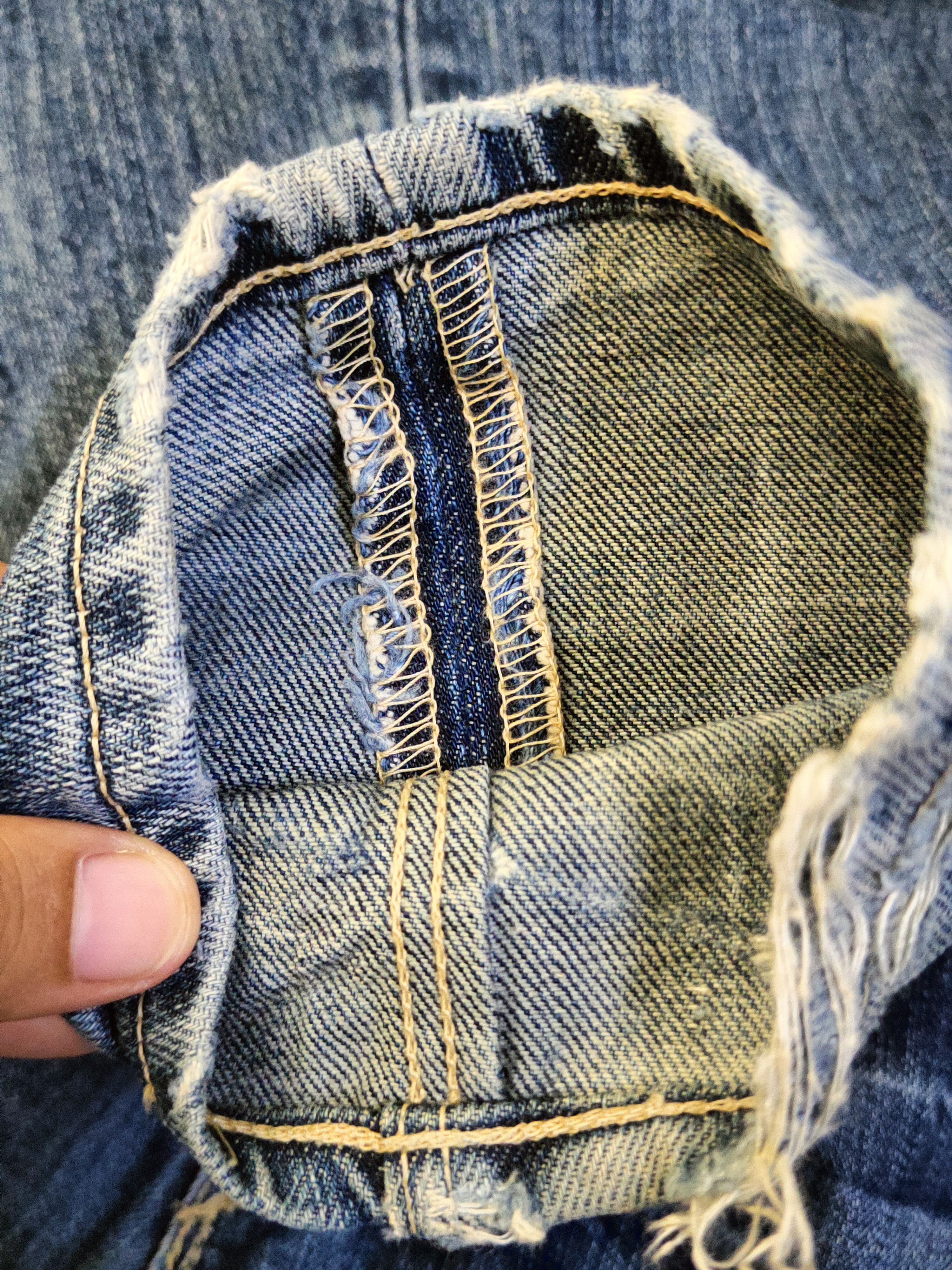 Levi's DL Levi's engineered Blue Distressed Ripped Jeans #46-822 Size US 31 - 16 Thumbnail