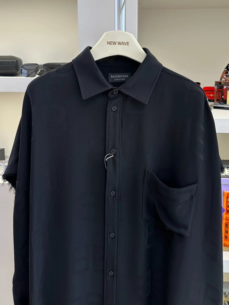 Balenciaga Balenciaga dark grain, double B lock and full print jacket Size US XXS / EU 40 - 2 Thumbnail