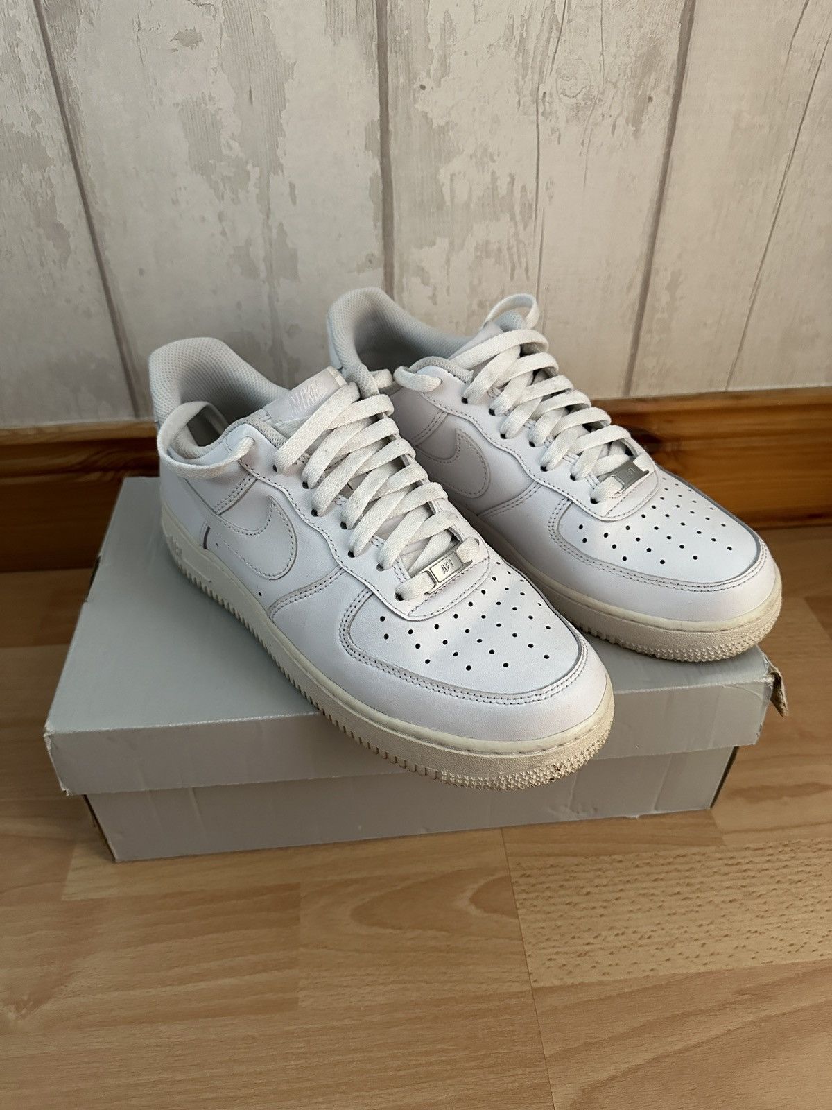 Nike Nike Air Force 1 Size US 8.5 / EU 41-42 - 1 Thumbnail
