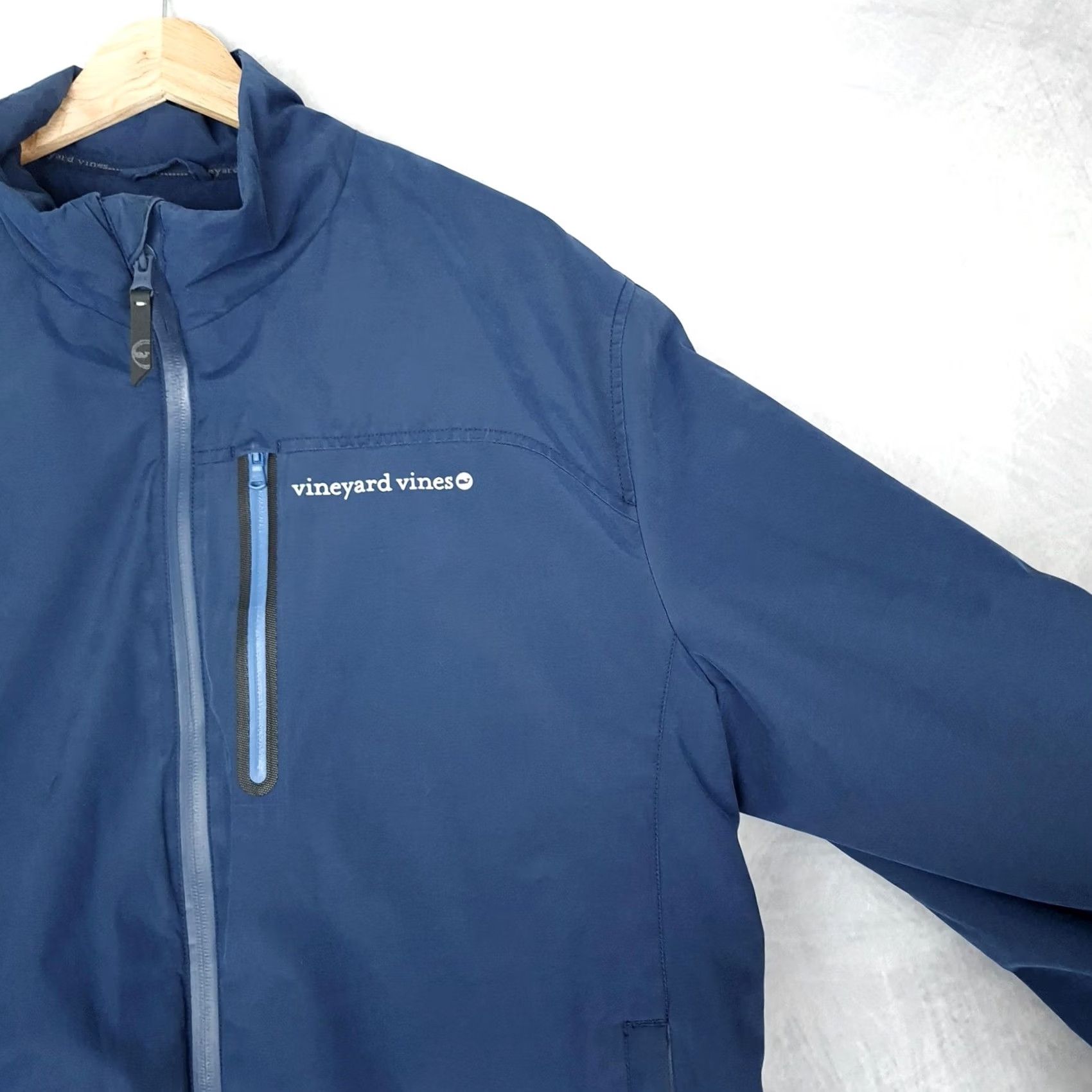Vineyard Vines Vineyard Vines Jacket Mens Large Blue Performance Full Zip Windbreaker Outdoor Jacket Size US L / EU 52-54 / 3 - 4 Thumbnail