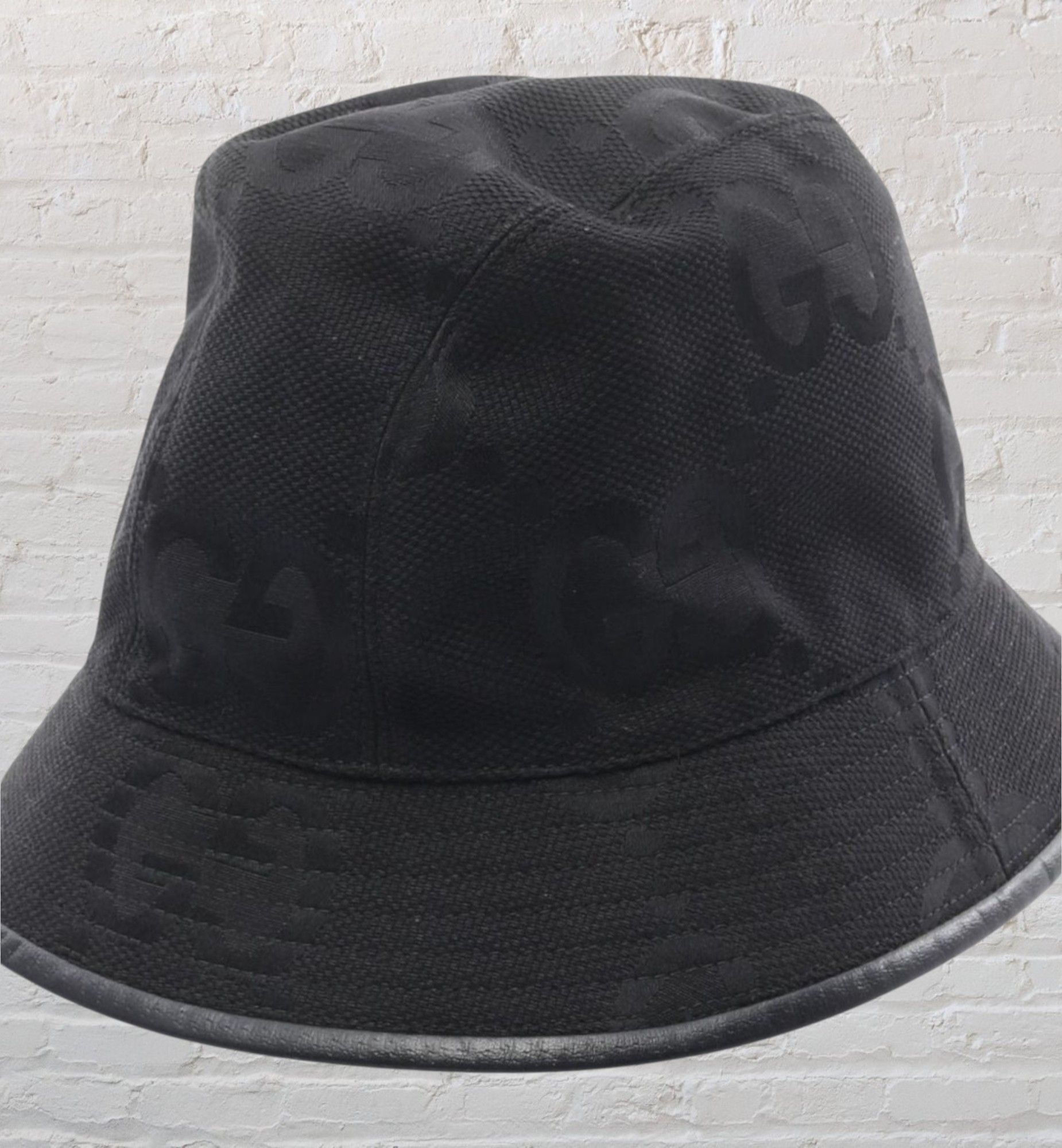 Gucci Vtg Gucci Tom Ford era jacquard GG bucket hat | Grailed