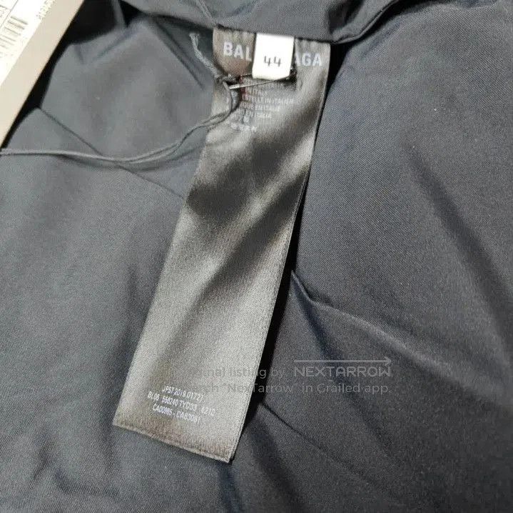 Balenciaga Balenciaga Blue Puffer Jacket for Men and Women. Size US L / EU 52-54 / 3 - 5 Thumbnail