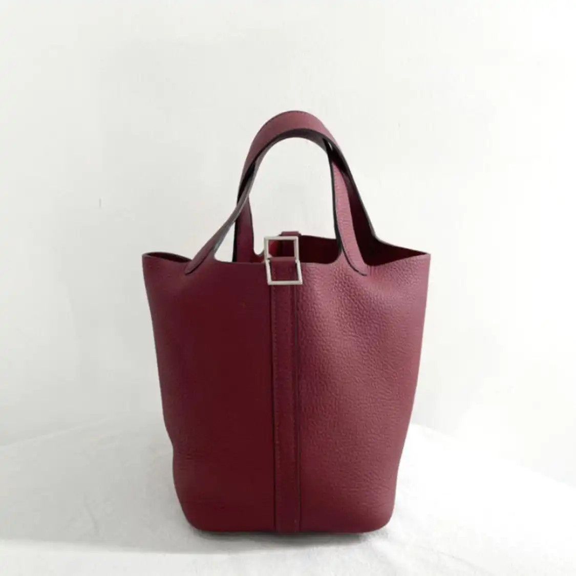 Hermes Hermes Picotin Lock 18 Hermes red Clemence cowhide leather picotin handbag silve Size ONE SIZE - 1 Thumbnail