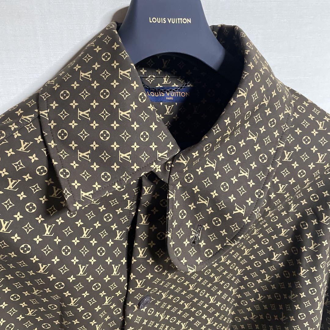 Louis Vuitton × Nigo LOUIS VUITTON x NIGO Monogram Cloak Brown L Size US L / EU 52-54 / 3 - 2 Thumbnail