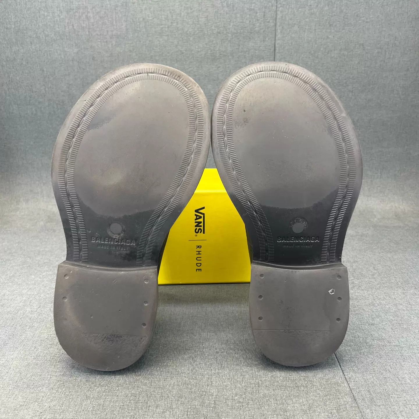 Balenciaga Balenciaga Mickey Sneaker 40 Boxed New Size US 7 / EU 40 - 8 Thumbnail