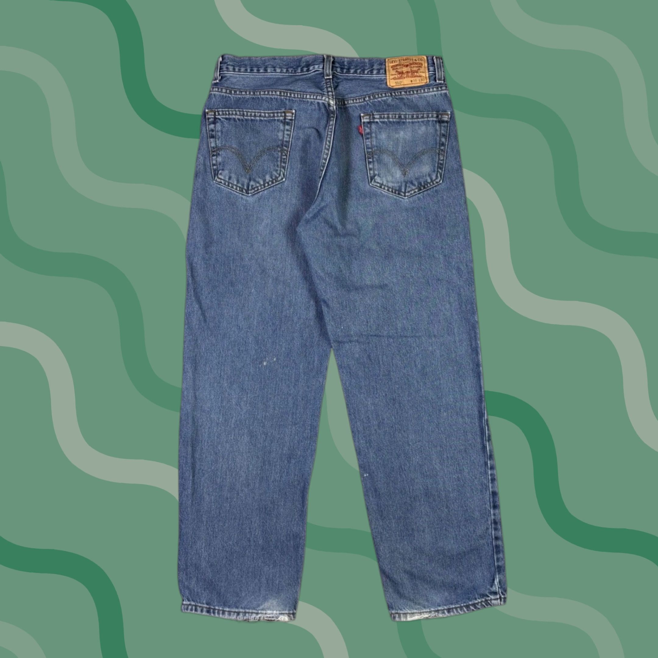 Levi's VINTAGE Levi's 550 Jeans Mens 34x30 Blue Denim Medium Wash Relaxed Fit Tapered Leg 5-Pocket Denim Size US 34 / EU 50 - 1 Thumbnail
