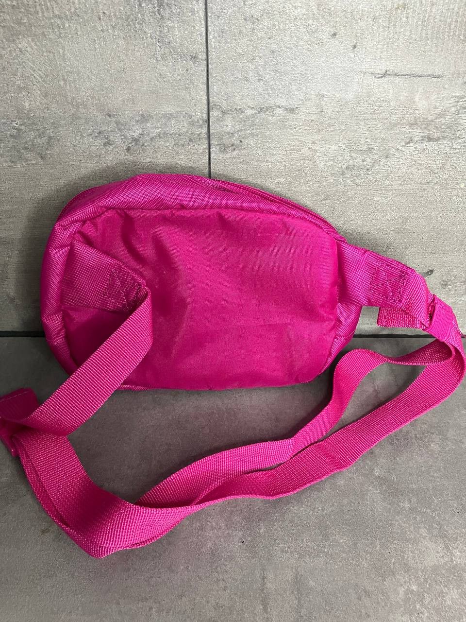 Puma New Puma Big Cat Logo Hip Bag Messenger Reflective 7690863 Size ONE SIZE - 4 Thumbnail