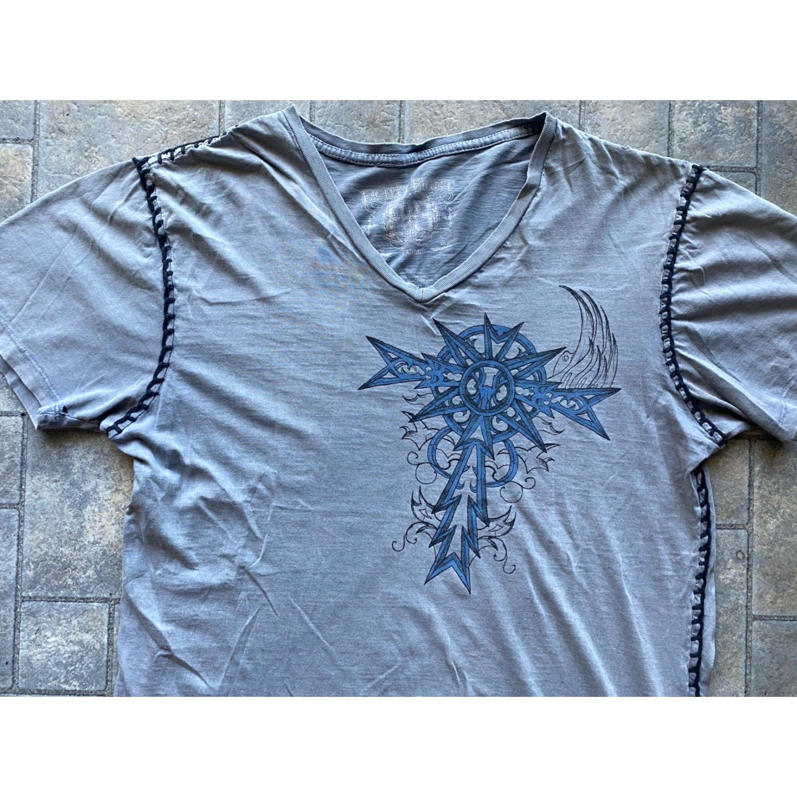 Vintage Eighty Eight T-Shirt Men L Gray Tribal Cross Y2K Short Sleeve Regular Vintage? Size US L / EU 52-54 / 3 - 5 Thumbnail