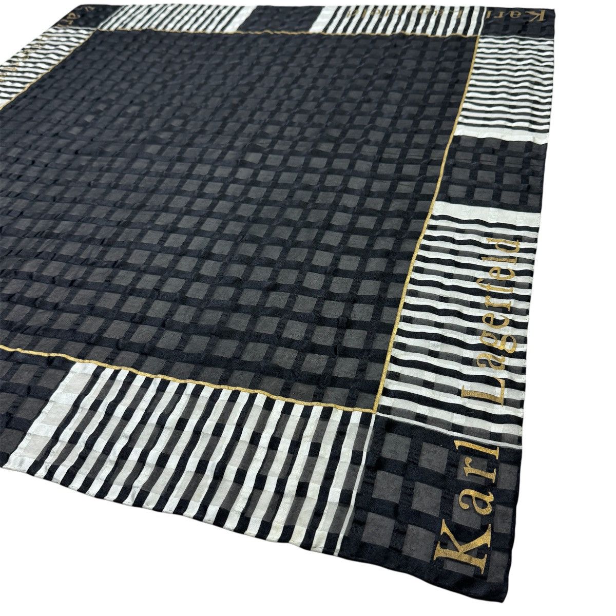 Karl Lagerfeld Vintage Karl Lagerfeld Paris Silk Scarf Size ONE SIZE - 7 Thumbnail