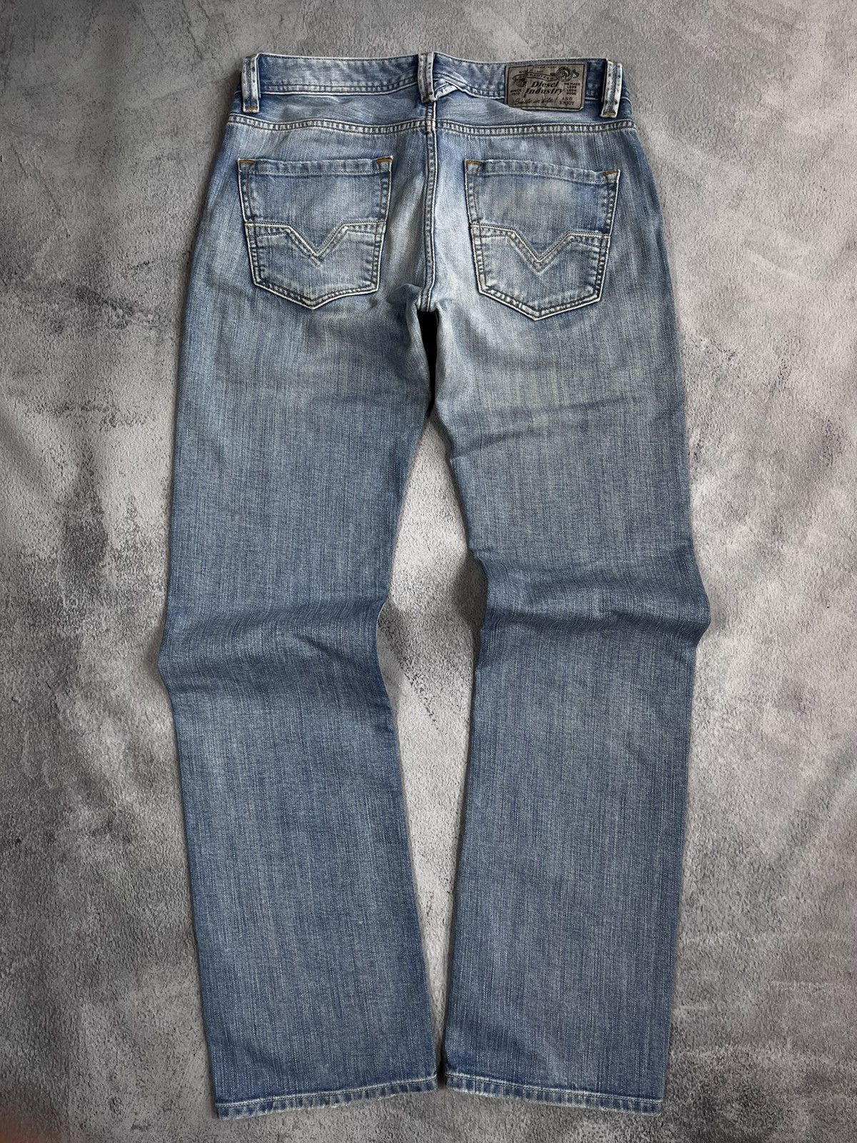 Vintage Y2K Diesel Industry Straight Leg Distressed Jeans on sale Men’s 32