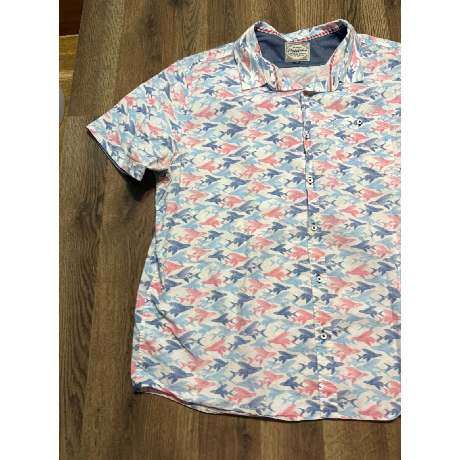 Flag & Anthem VINTAGE Flag & Anthem Shirt (Men's) XXL White Pink Blue Short Sleeve Button Up Shirt Size US XXL / EU 58 / 5 - 4 Thumbnail