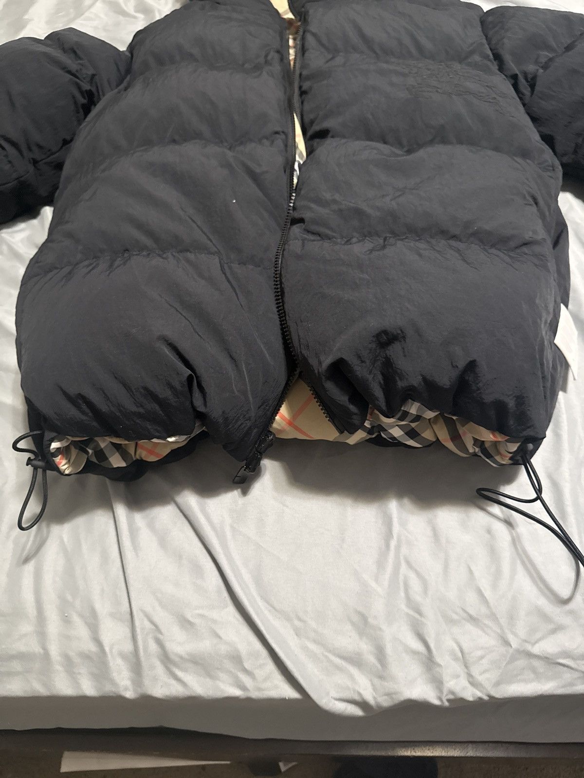 Burberry Burberry Puffer Coat Reversible and Adjustable Black/Beige Size US M / EU 48-50 / 2 - 9 Thumbnail