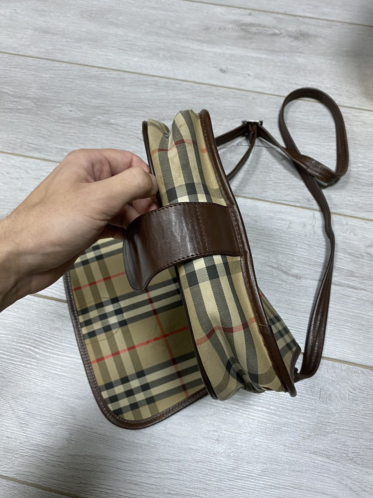 Burberry Burberrys vintage Nova Check shoulder bag cross body Size ONE SIZE - 13 Thumbnail
