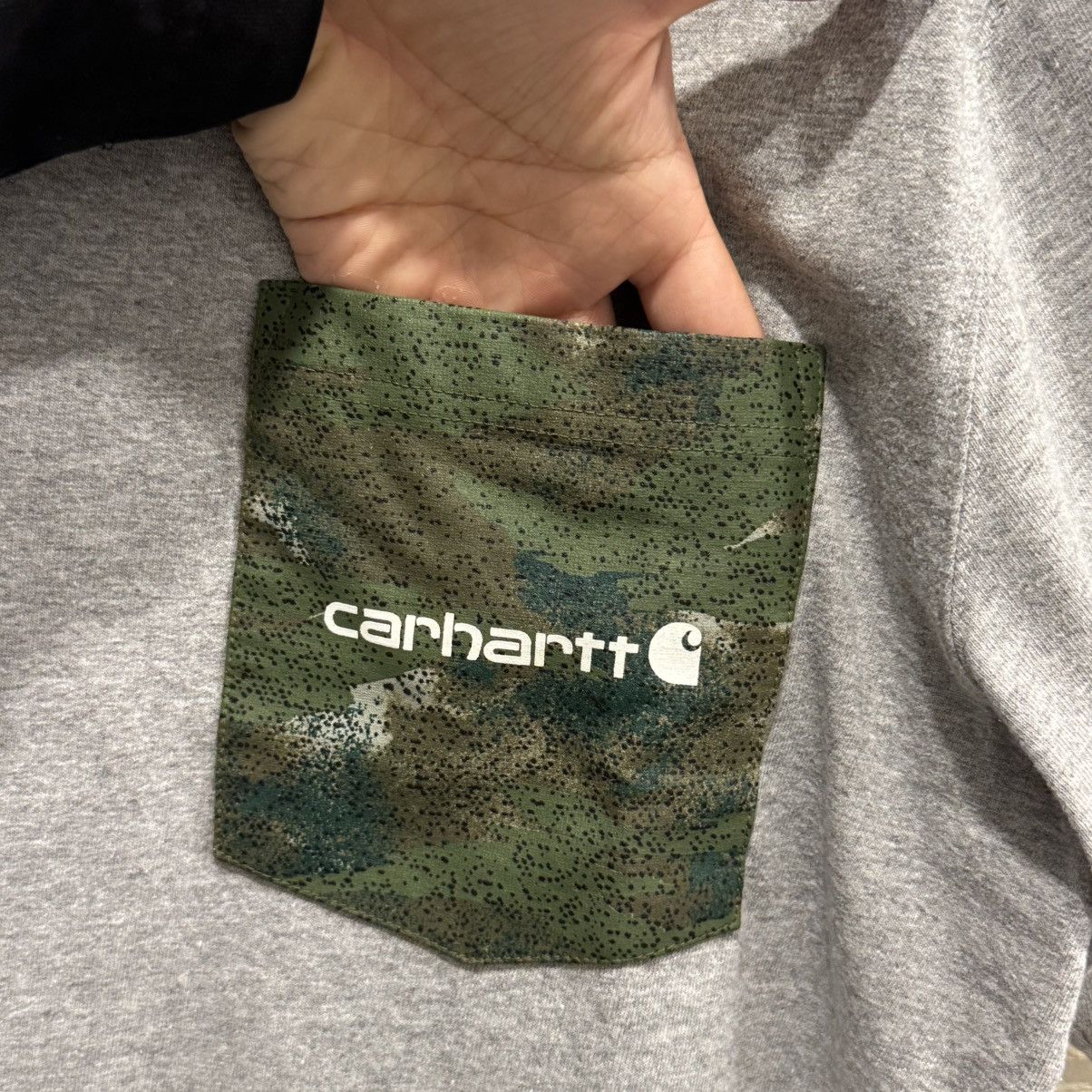 Carhartt × Vintage VINTAGE CARHARTT POCKET TEE SHIRT Size US L / EU 52-54 / 3 - 3 Thumbnail