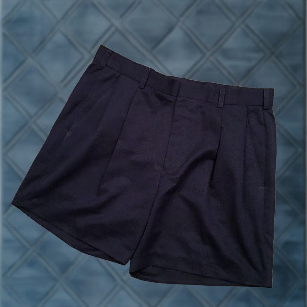 Izod IZOD Shorts Mens 36 Blue Size Pleated Size US 36 / EU 52 - 1 Thumbnail
