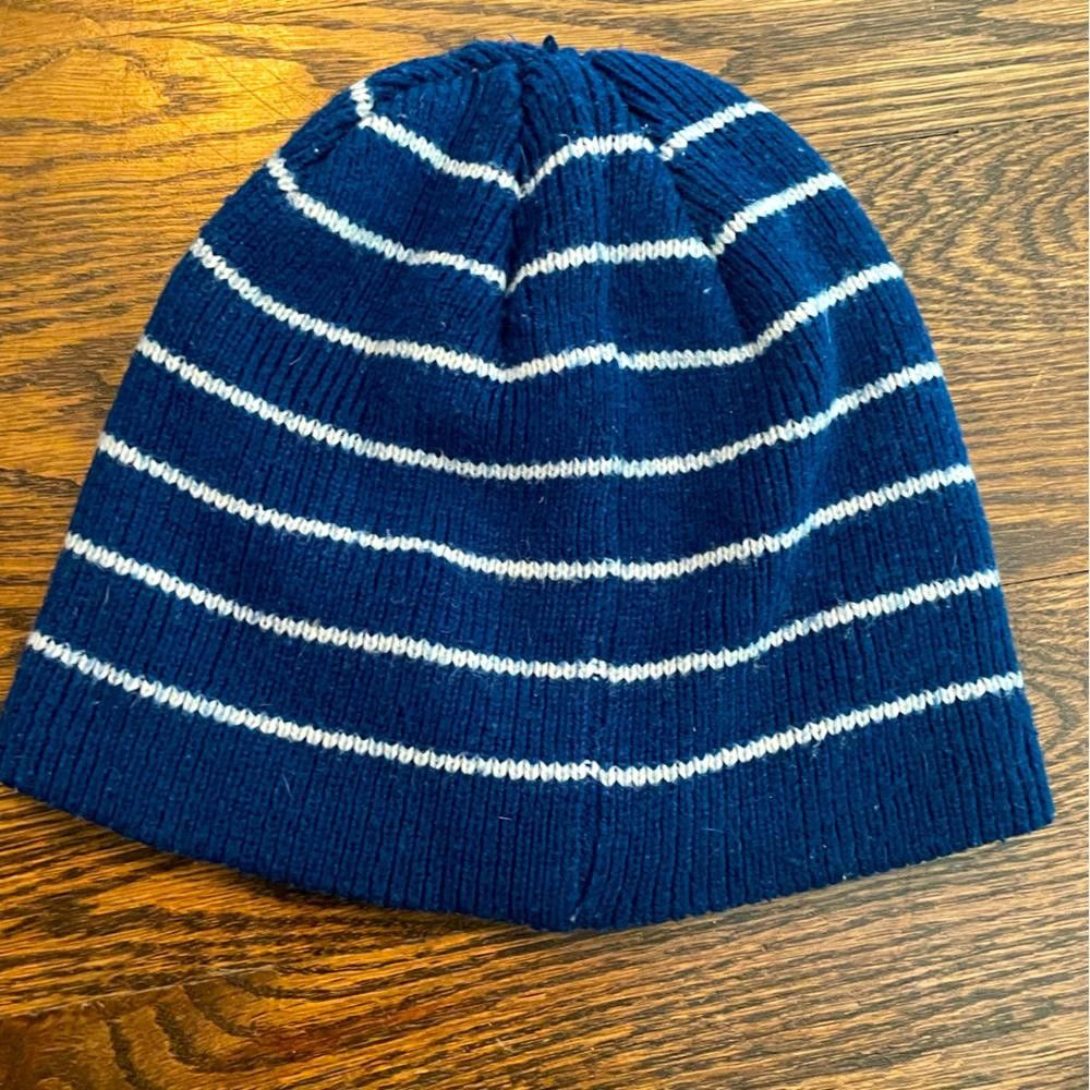 Designer VTG Youth Nike Beanie Hat Size ONE SIZE - 1 Thumbnail