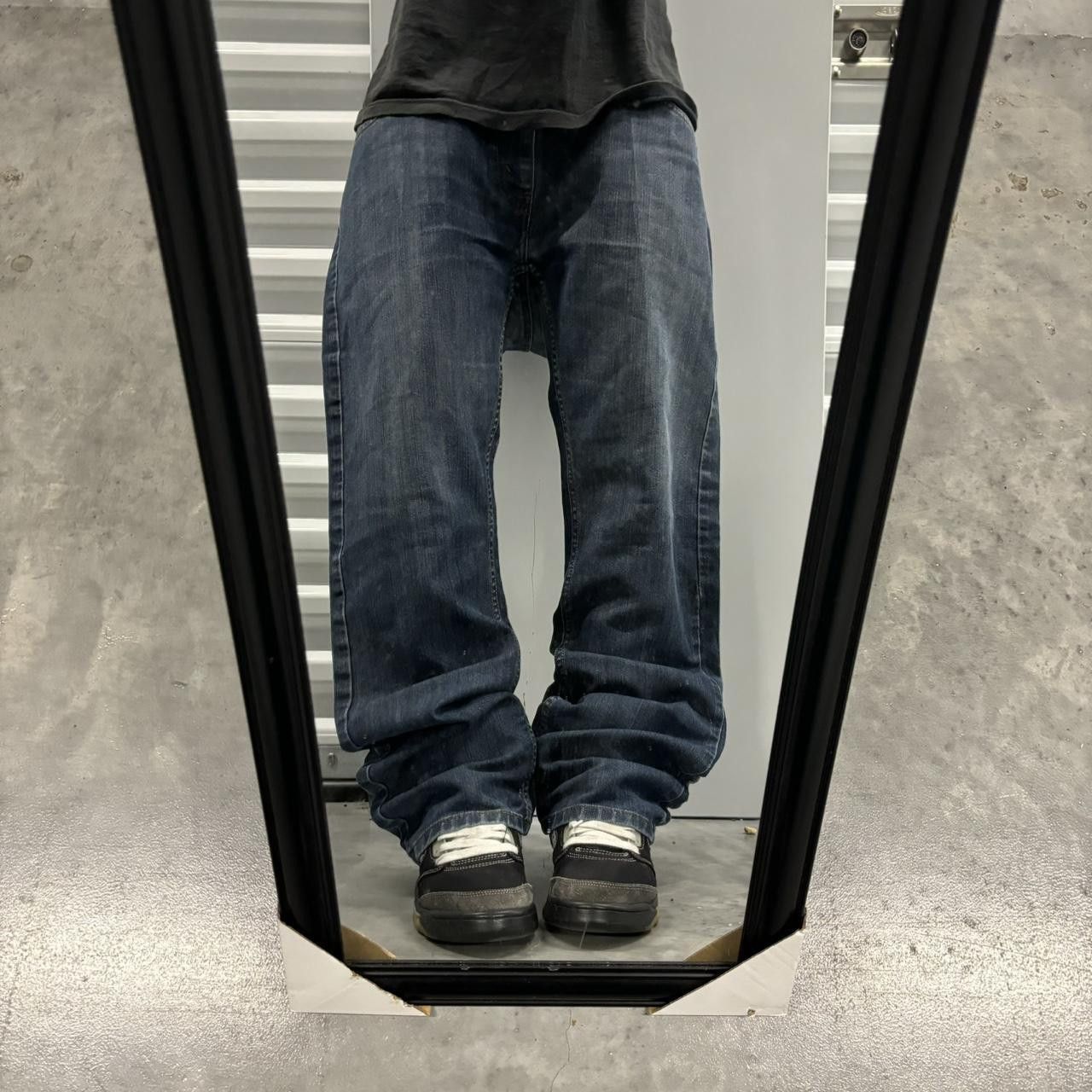 Levi's × Vintage Crazy Vintage Y2K/2000s Grunge Faded Dark Wash Levi’s Skater Denim Jeans! Size US 36 / EU 52 - 1 Thumbnail