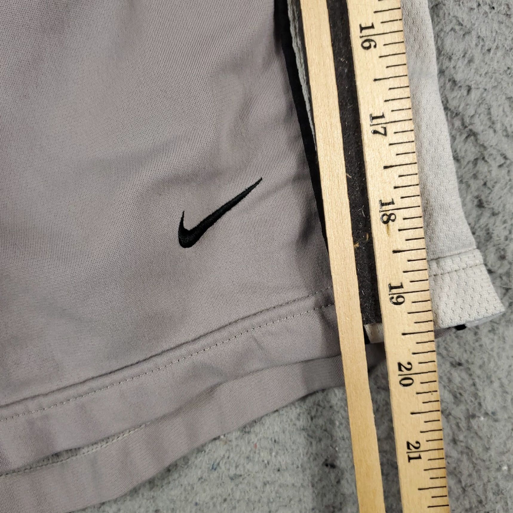 Nike VINTAGE Nike Shorts Mens XL Gray Active Athletic Running Jogging Gym Size US 36 / EU 52 - 6 Thumbnail