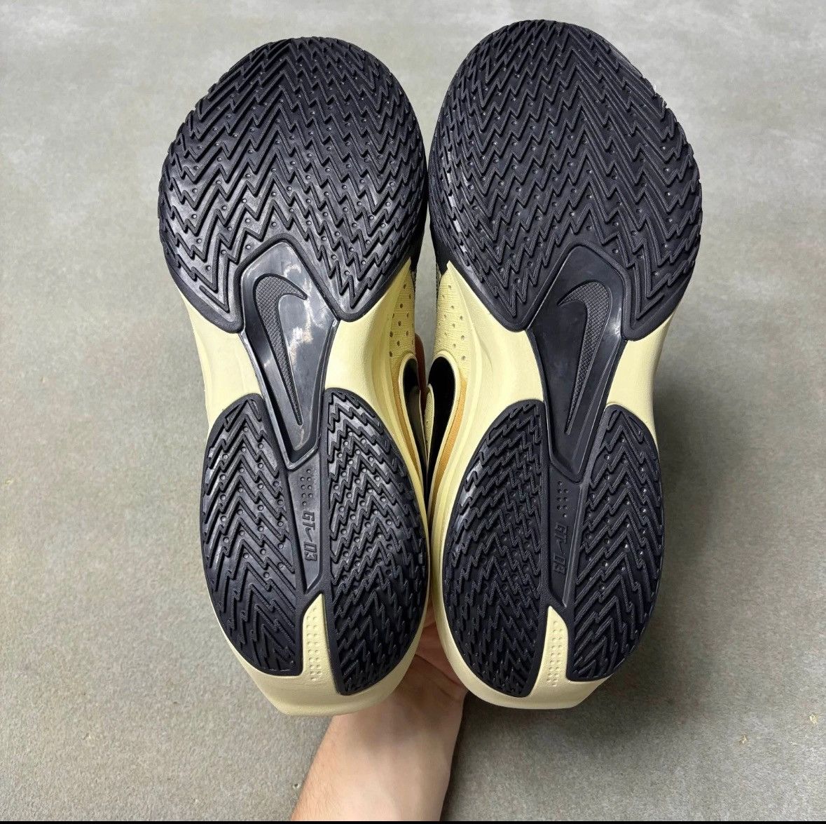 Nike Nike Gt Cut 3 PROMO Team Gold Size US 11.5 / EU 44-45 - 7 Thumbnail