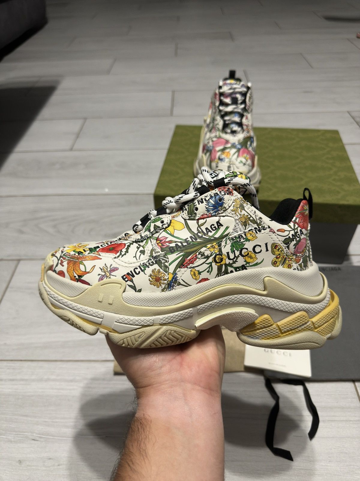 Balenciaga × Gucci Balenciaga x Gucci Triple S Floral Size US 6 / IT 36 - 4 Thumbnail
