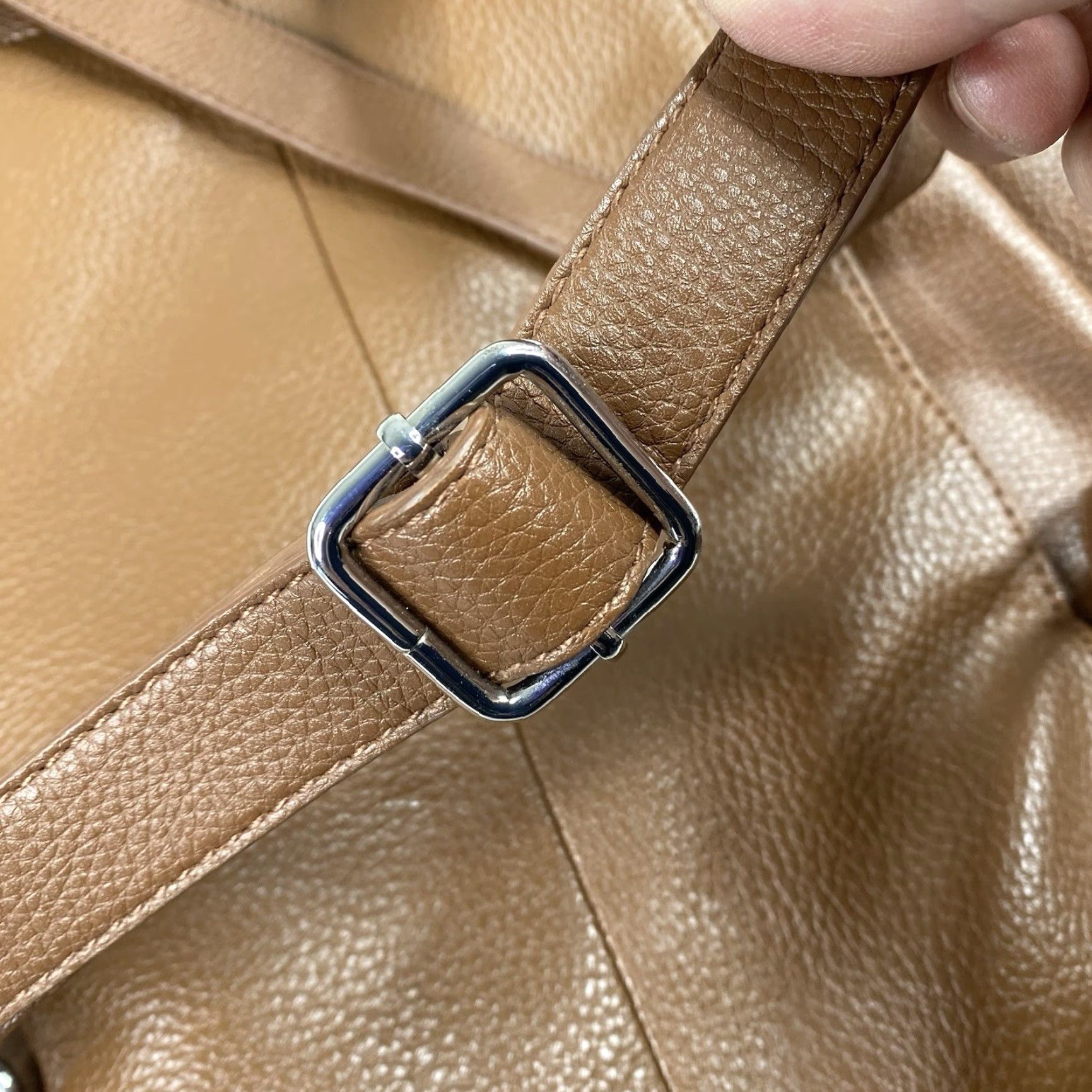 Clarks Clarks Backpack Brown Leather Pebbled - Medium, Women, School, Pockets, Tote/Handbag Style, Zip Closure, Travel, Casual, Vintage: No Size ONE SIZE - 6 Thumbnail