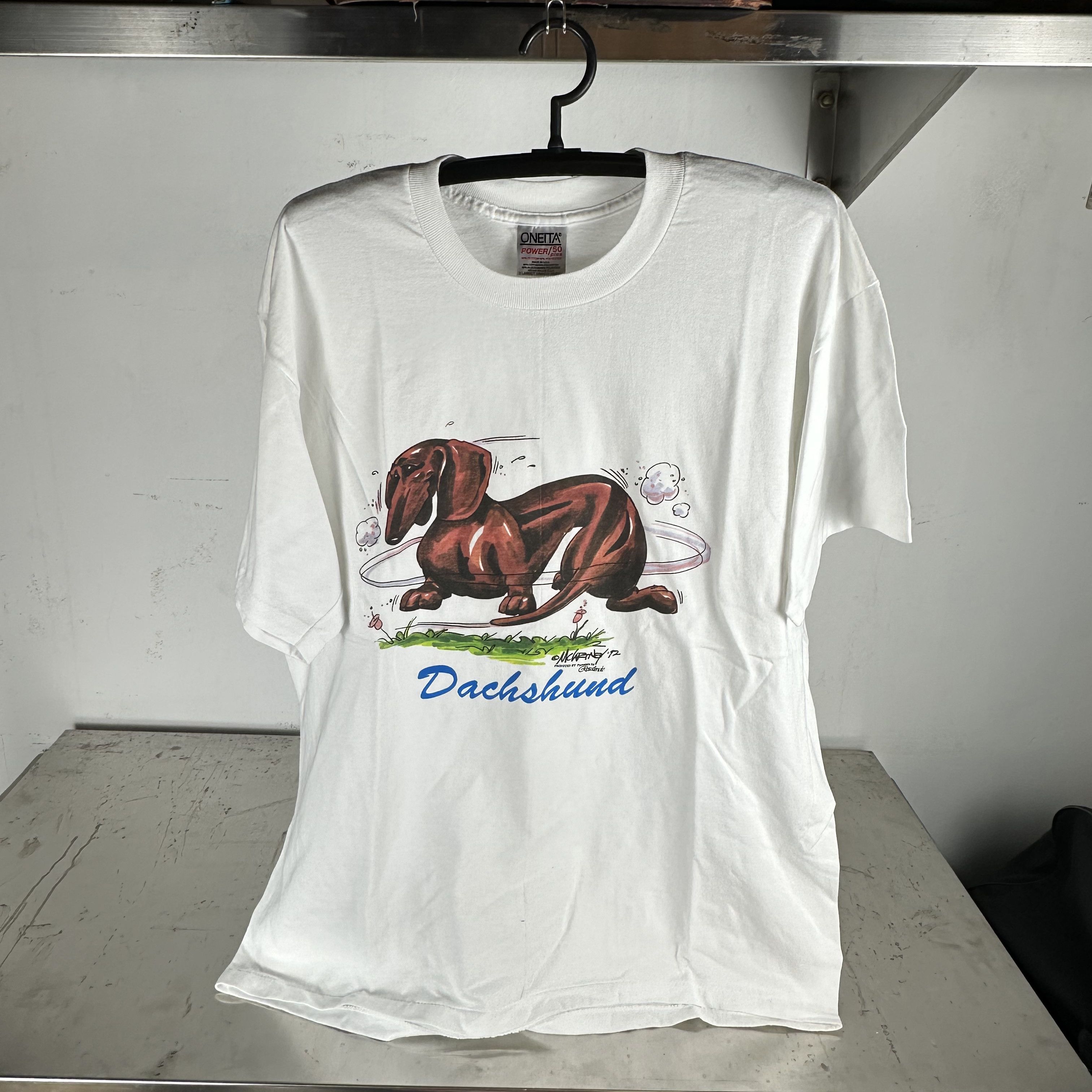 Vintage ​Vintage 1992 Dachshund Dog Artwork Graphic T-shirt Size US XL / EU 56 / 4 - 1 Thumbnail