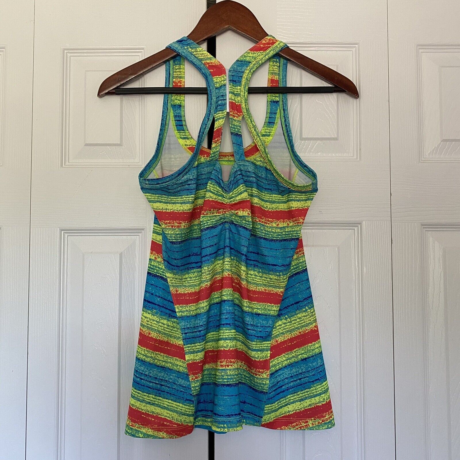 Saucony womens Saucony athletic tank top neon blue size small Size S / US 4 / IT 40 - 5 Thumbnail
