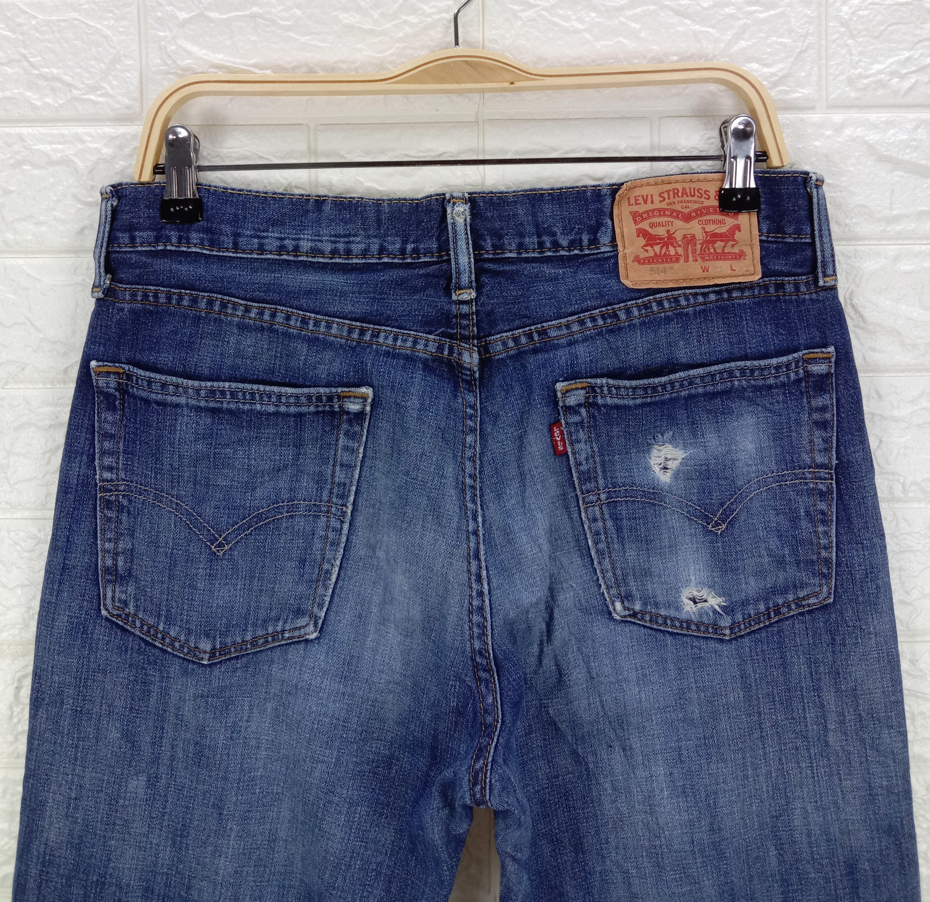 Levi's Vintage Levi's 514 Jeans Slim Straight Distressed Denim Size US 31 - 6 Thumbnail