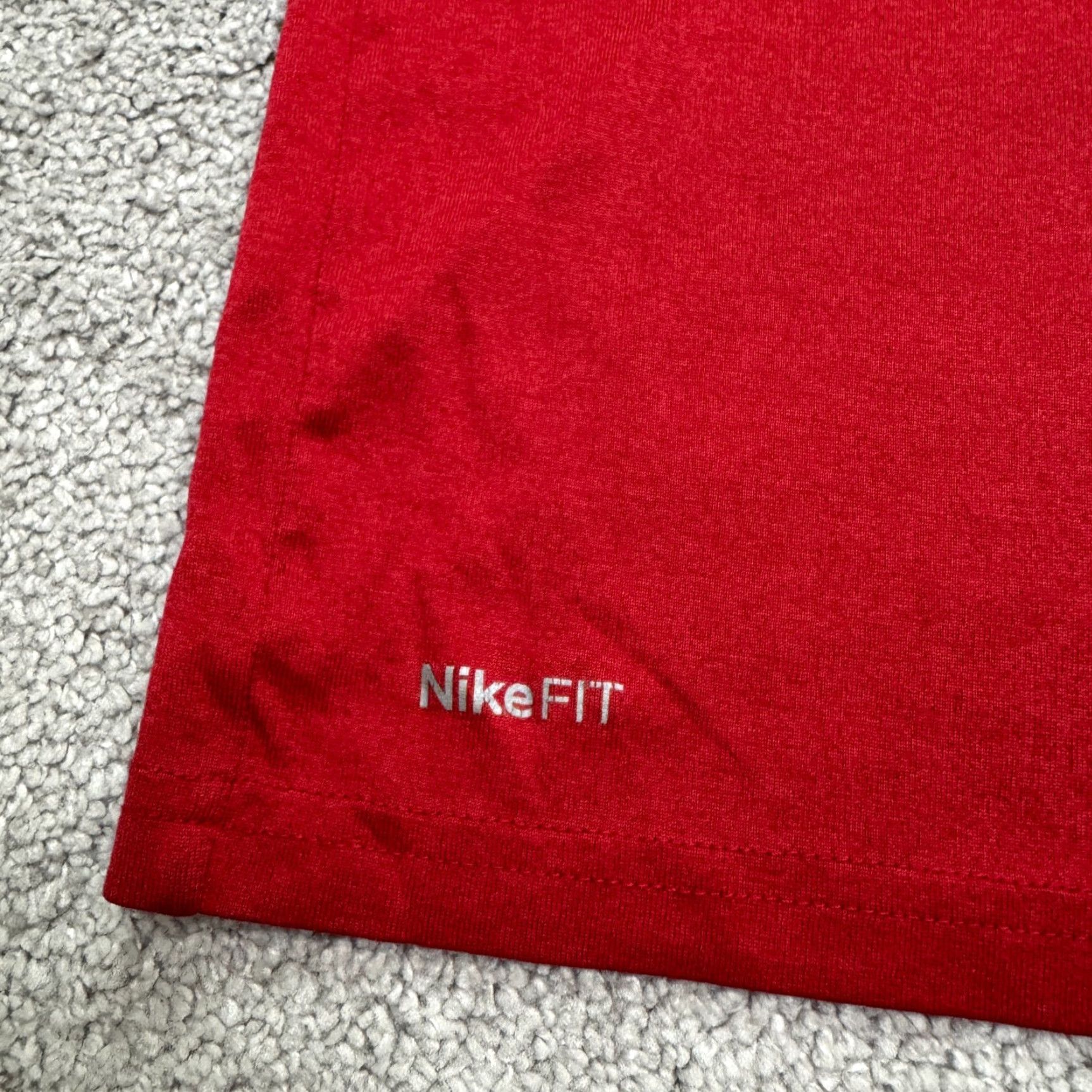Nike VINTAGE Nike Fit T-Shirt Mens L Red Crew Neck Nike Fit Basic Casual Activewear 90s Sports Athleisure Shirt Short Sleeve Traditional Logo Solid Size US L / EU 52-54 / 3 - 6 Thumbnail