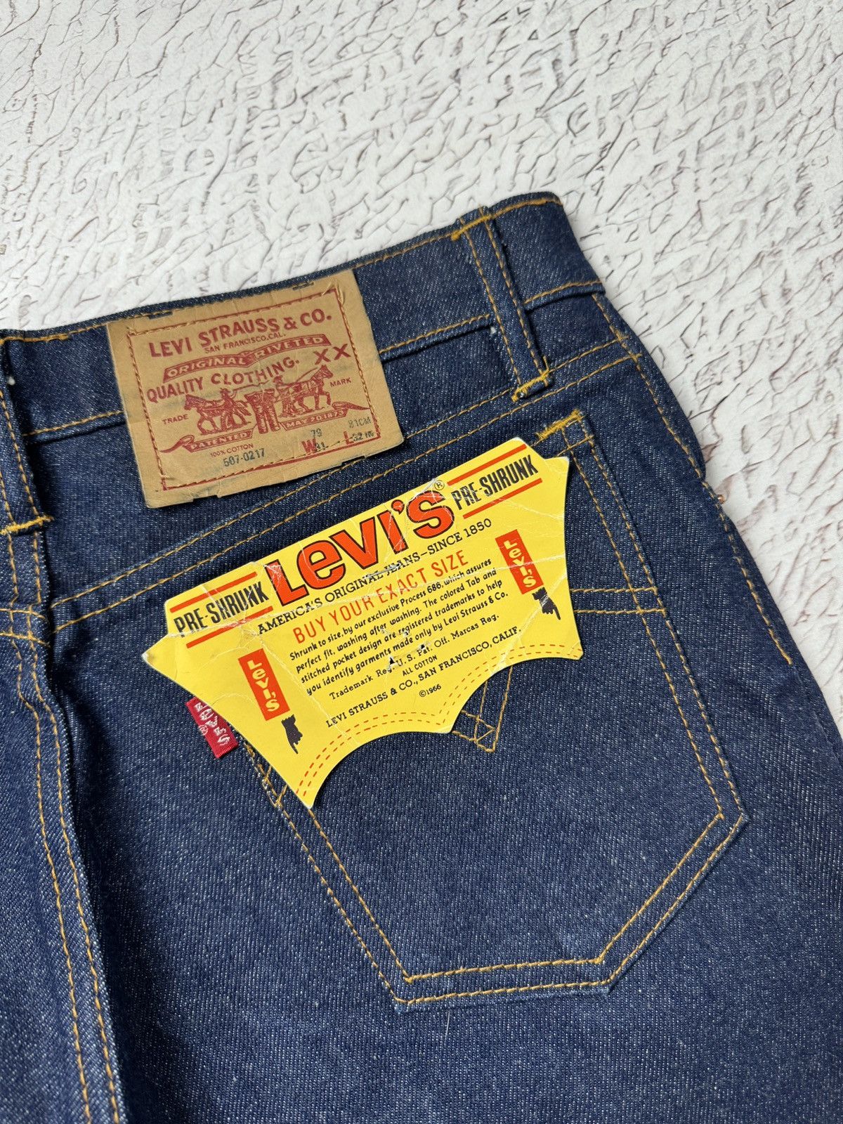 Levi's Levi’s vintage indigo blue straight denim jeans pants Size US 31 - 16 Thumbnail