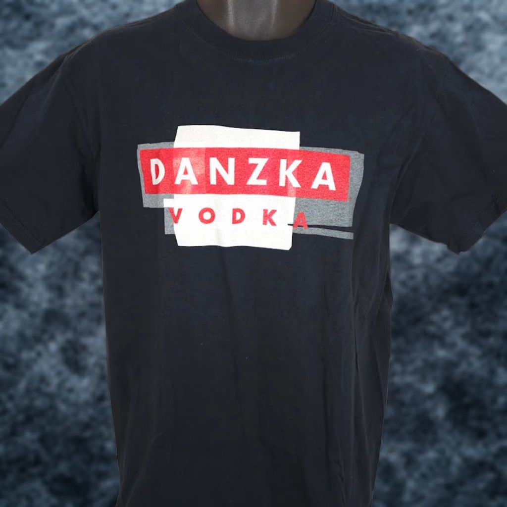 Gildan VINTAGE Gildan T Shirt Mens Size M White Danzka Vodka Y2K Liquor Promo Promotional Size US M / EU 48-50 / 2 - 1 Thumbnail