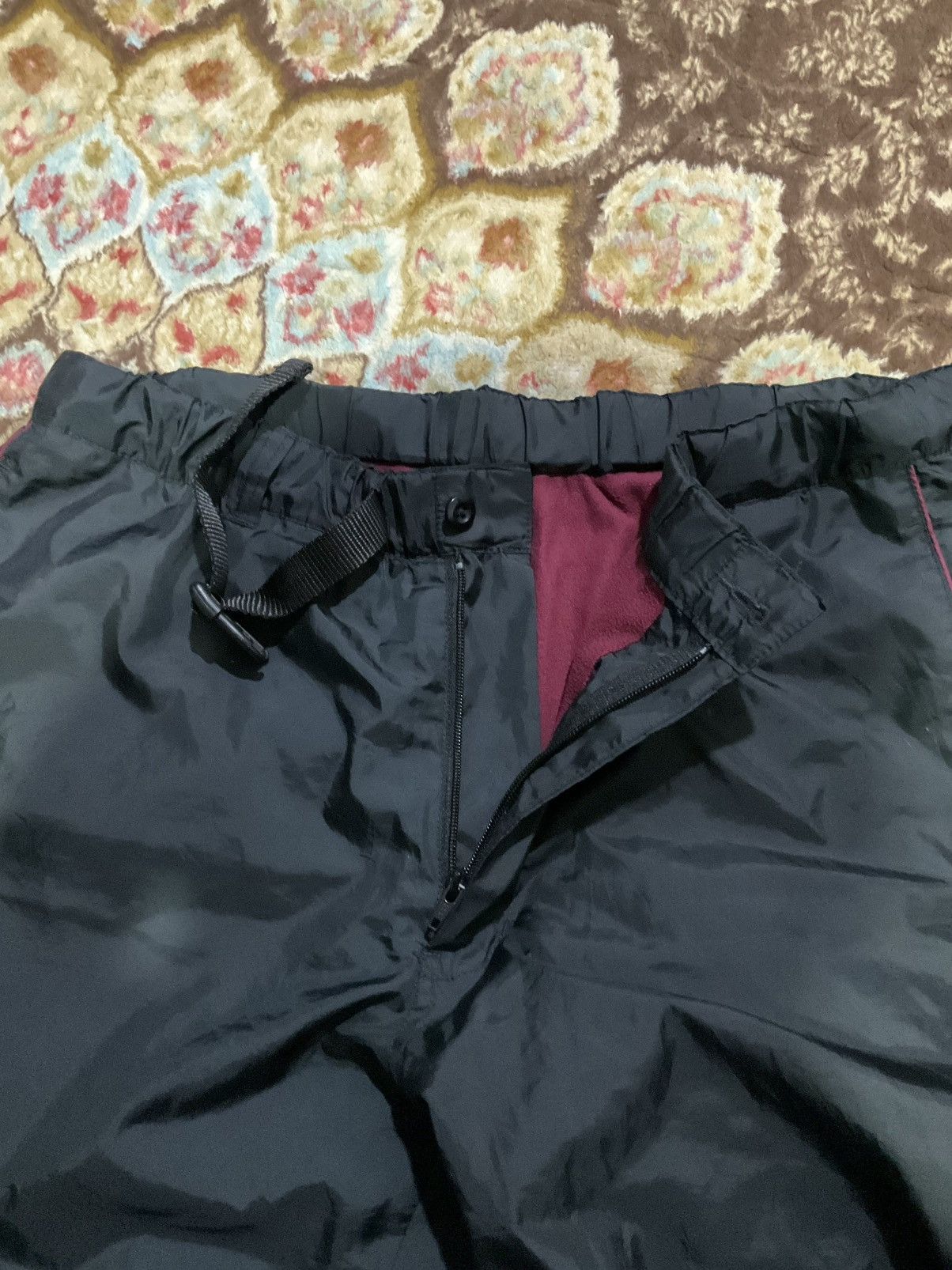 Uniqlo Uniqlo Track Bottom Size US 32 / EU 48 - 5 Thumbnail