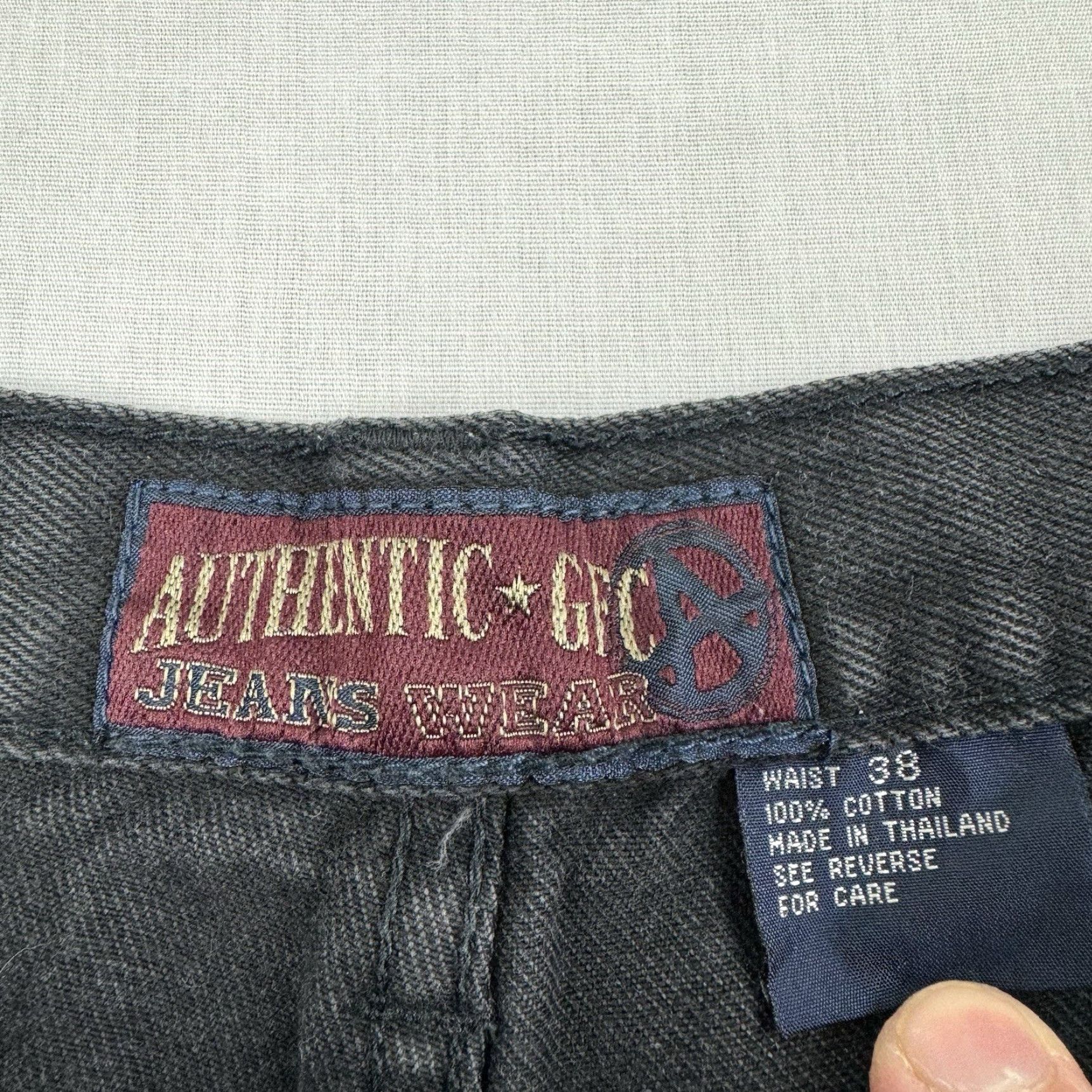 Vintage VINTAGE GFC Jeans Shorts Adult 38 Black Hipster Grunge 90s Y2K Authentic Size US 38 / EU 54 - 2 Thumbnail