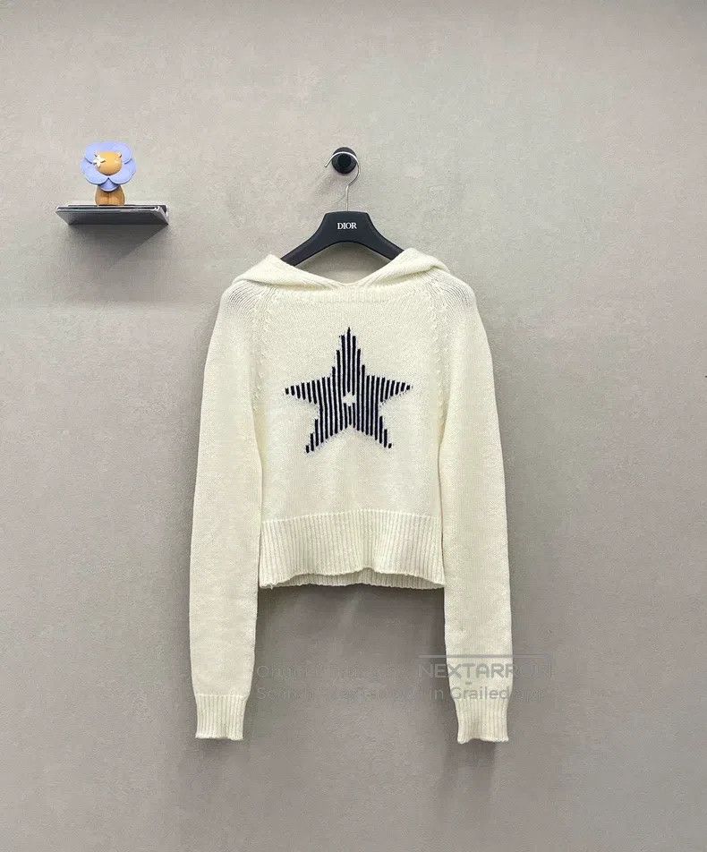Dior Dior Five-pointed star sweater Size XS / US 0-2 / IT 36-38 - 1 Thumbnail
