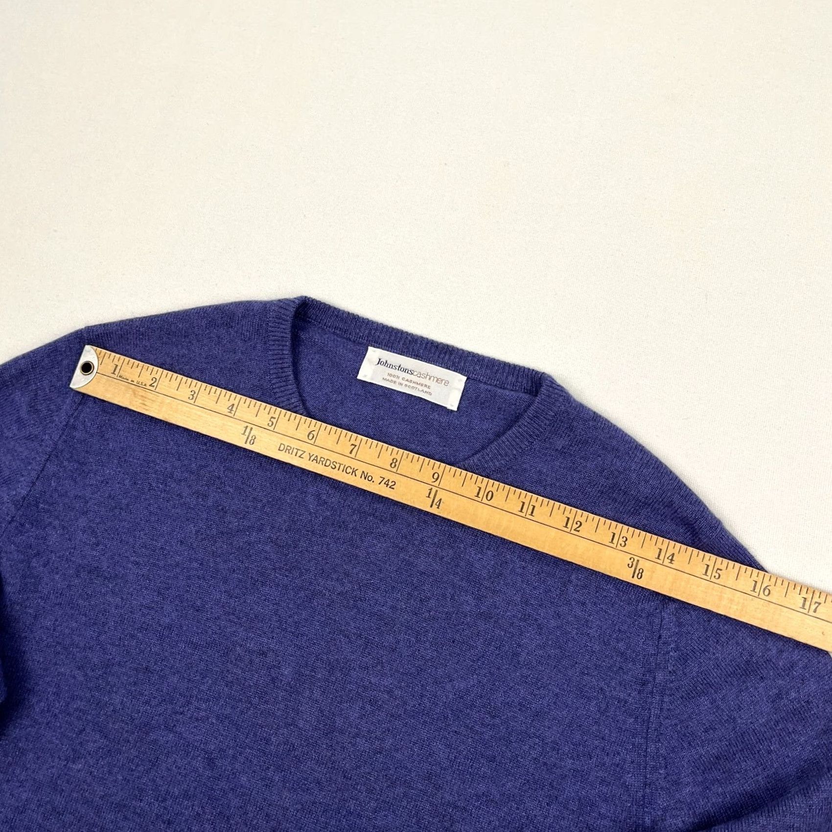 Vintage VTG Johnstons Cashmere Sweater Womens S 34" Blue Purple Crew Old Money Luxe 90s Size S / US 4 / IT 40 - 7 Thumbnail
